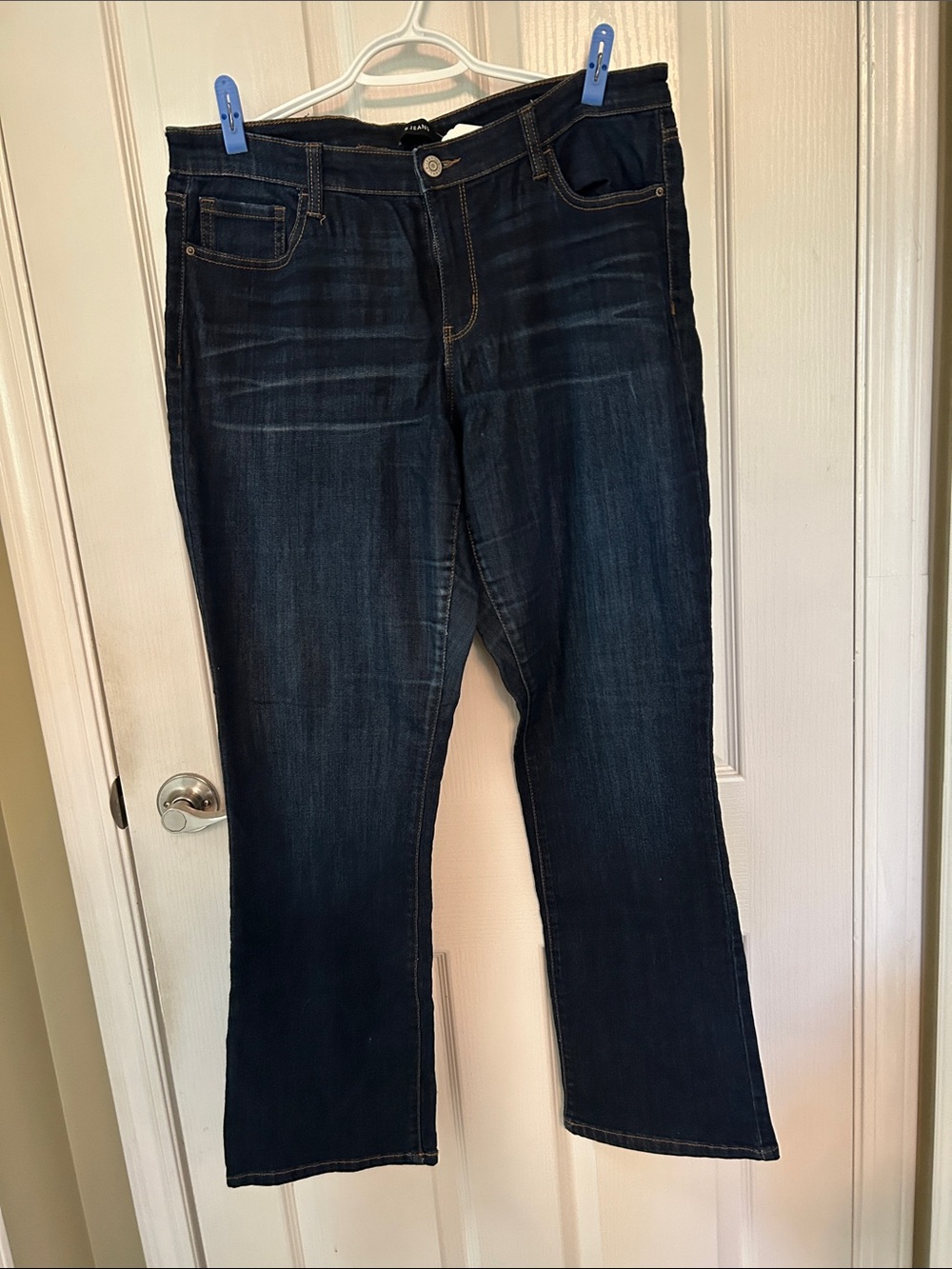 Women’s Dark Indigo Bootcut Jeans with Stretch